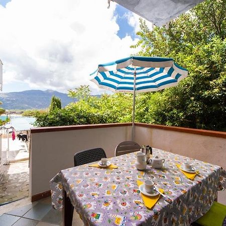 Residence Vacanza Mare Марина ди Кампо Екстериор снимка