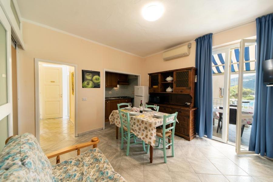 Residence Vacanza Mare Марина ди Кампо Екстериор снимка